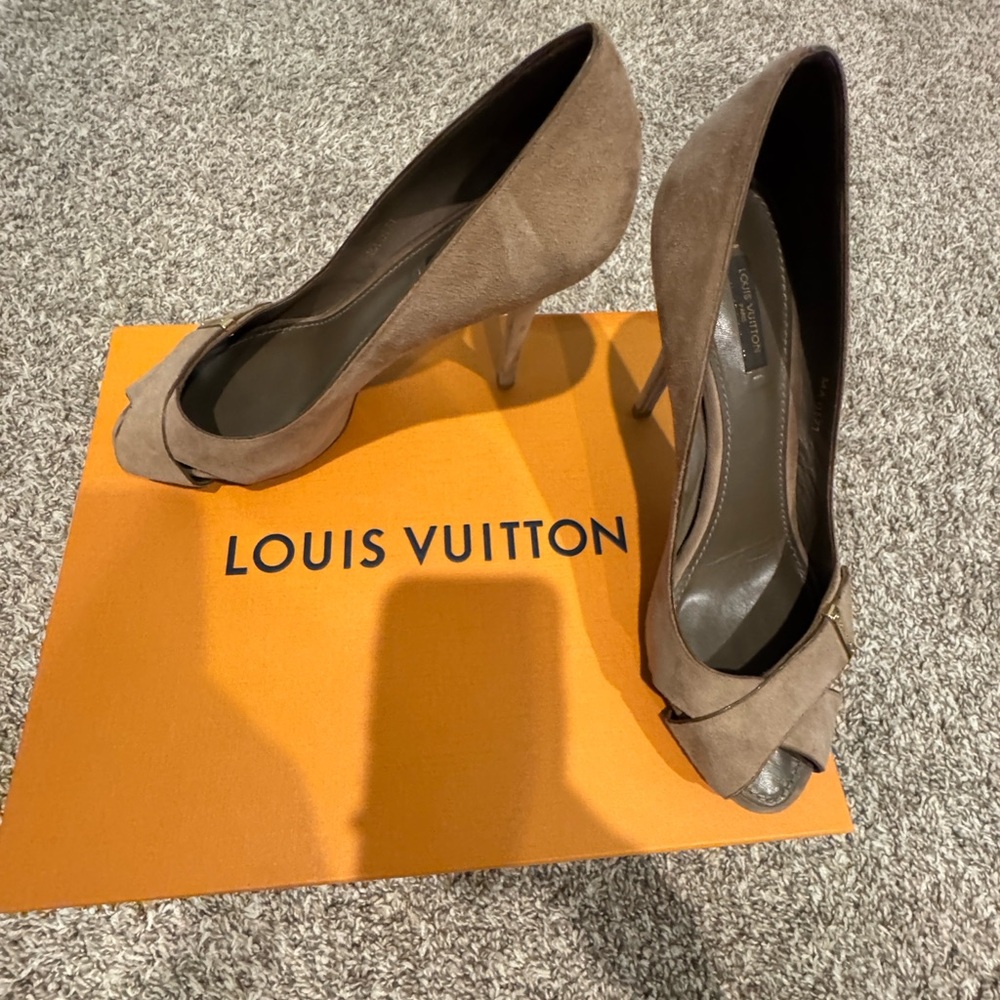 Louis Vuitton Women's Brown Suede Heels